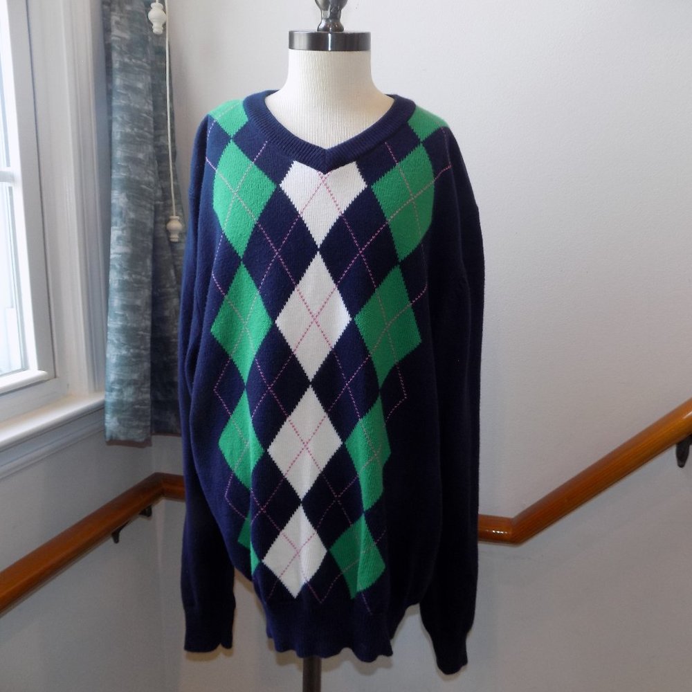 AMERICAN EAGLE ARGYLE SWEATER